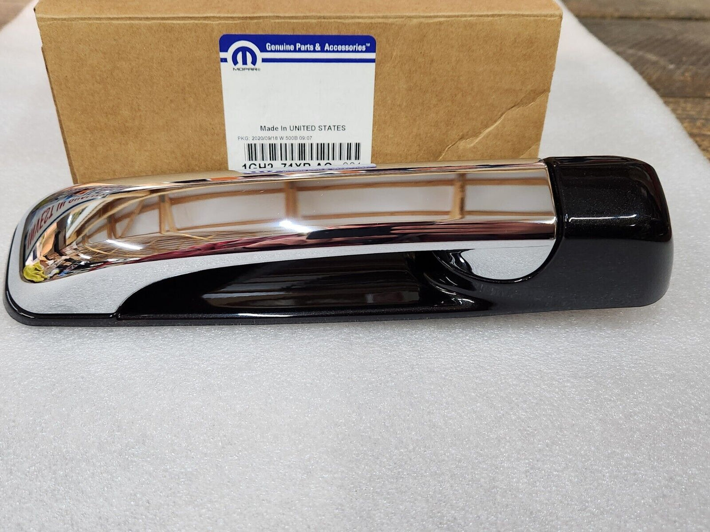 NEW OEM MOPAR 2009-2020 Ram 1500-3500 Exterior Door Handle Left 1GH271XRAG Black