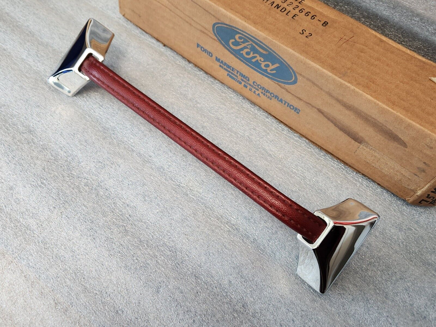 NOS 1975 1976 Mercury Grand Marquis Brougham DOOR PULL STRAP HANDLE Burgundy
