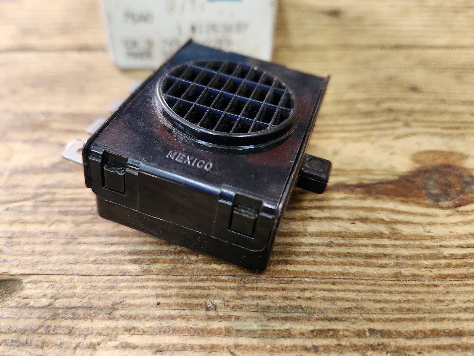 7976813