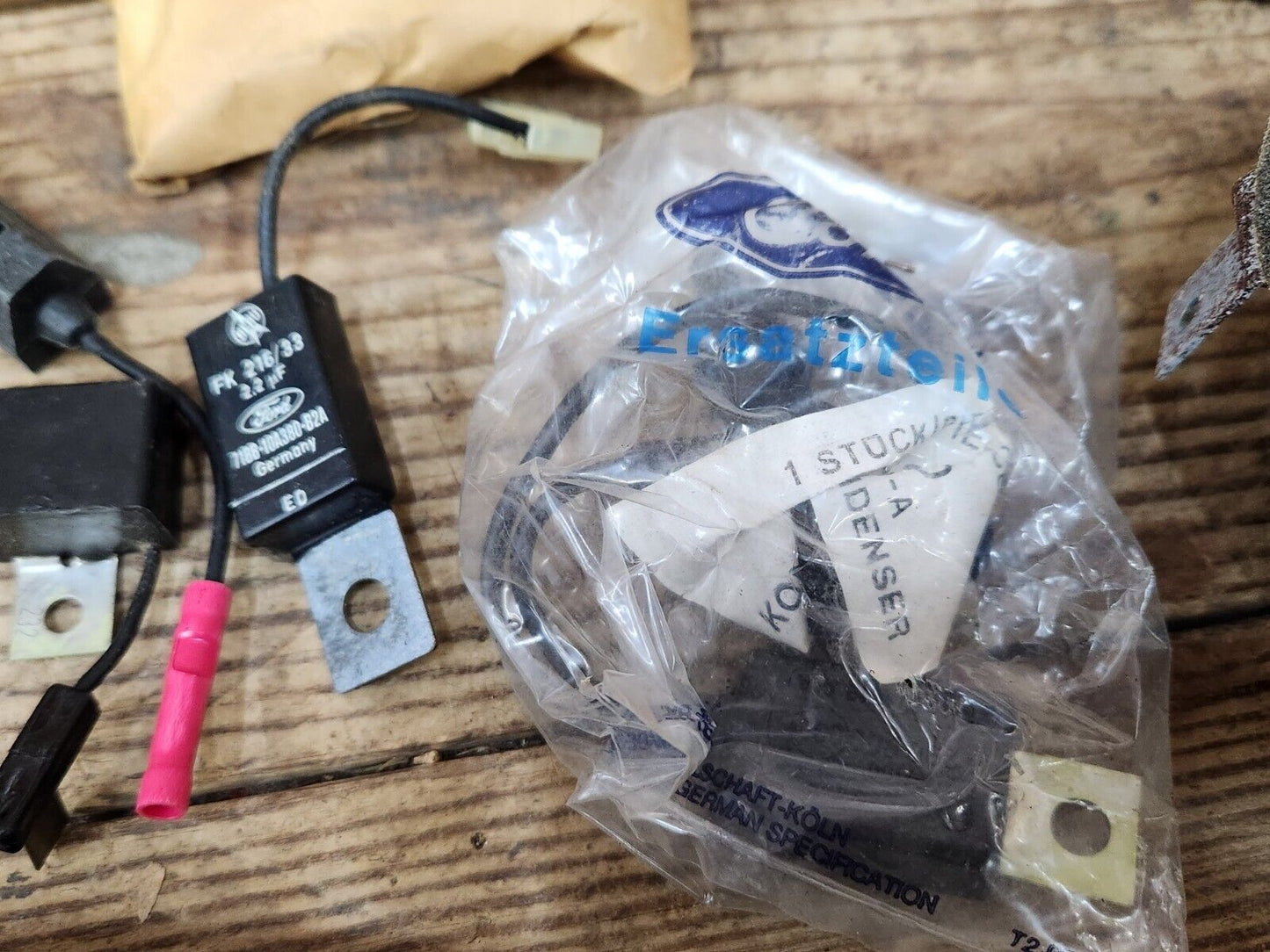 NOS 1973 1974 Mercury Capri AM AM/FM RADIO SPEAKER REAR ADAPTER KIT Integral A/C