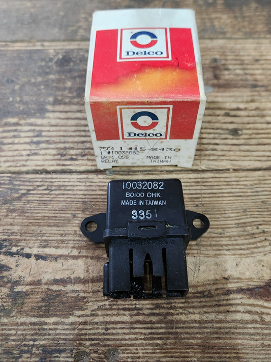 7988516