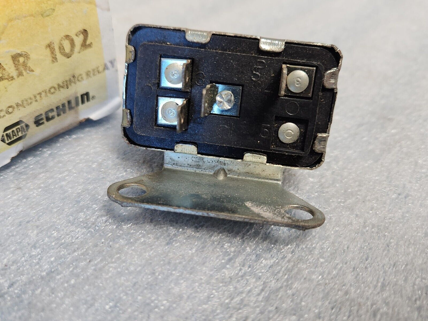 NEW 1965-1986 GM VEHICLES ECHLIN AR 102 BLOWER MOTOR HEATER AC RELAY NORS