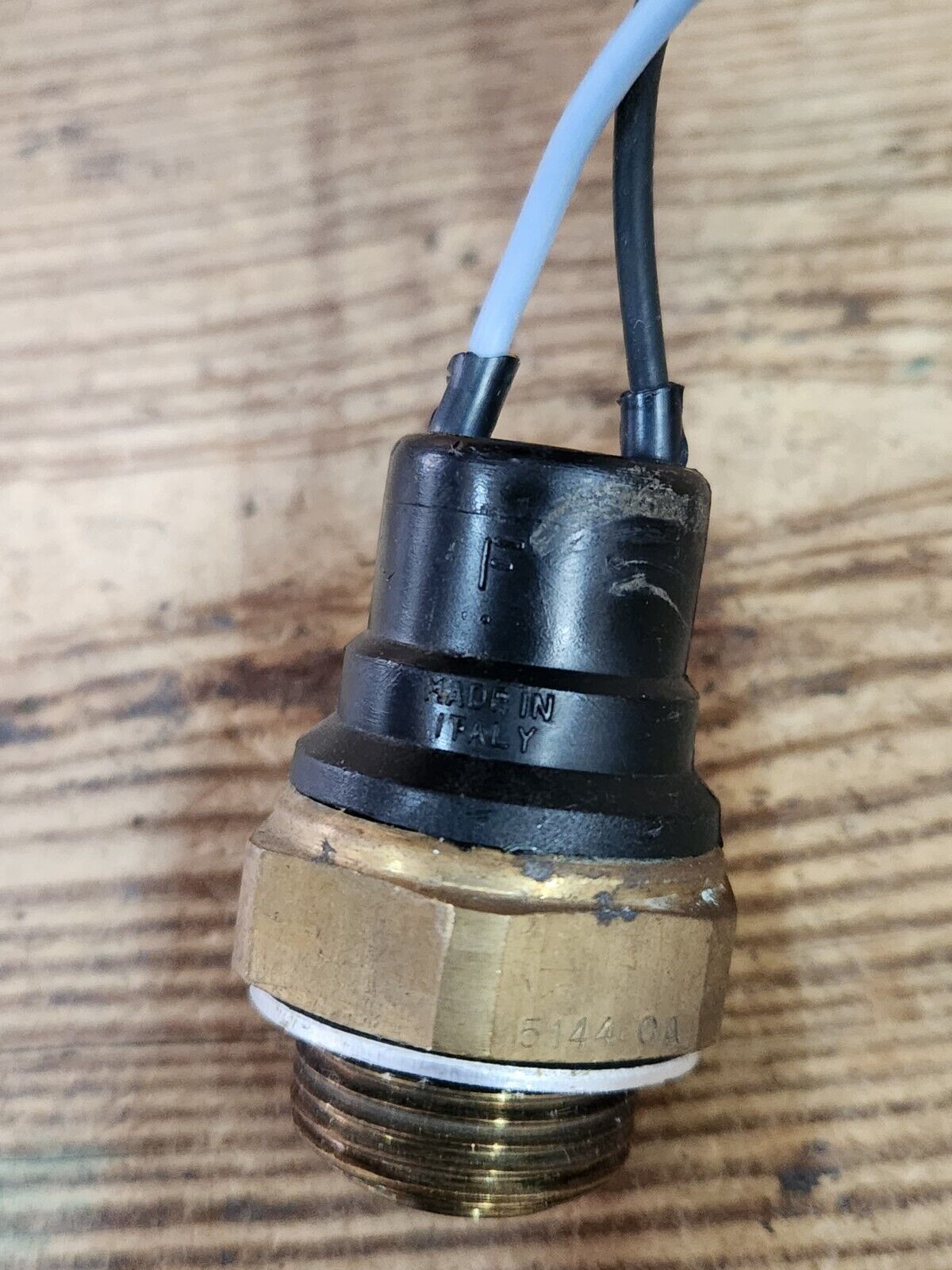 NEW Made In Italy 1990-1993 Saab 9000 Cooling Fan Switch Senor 40 86 690