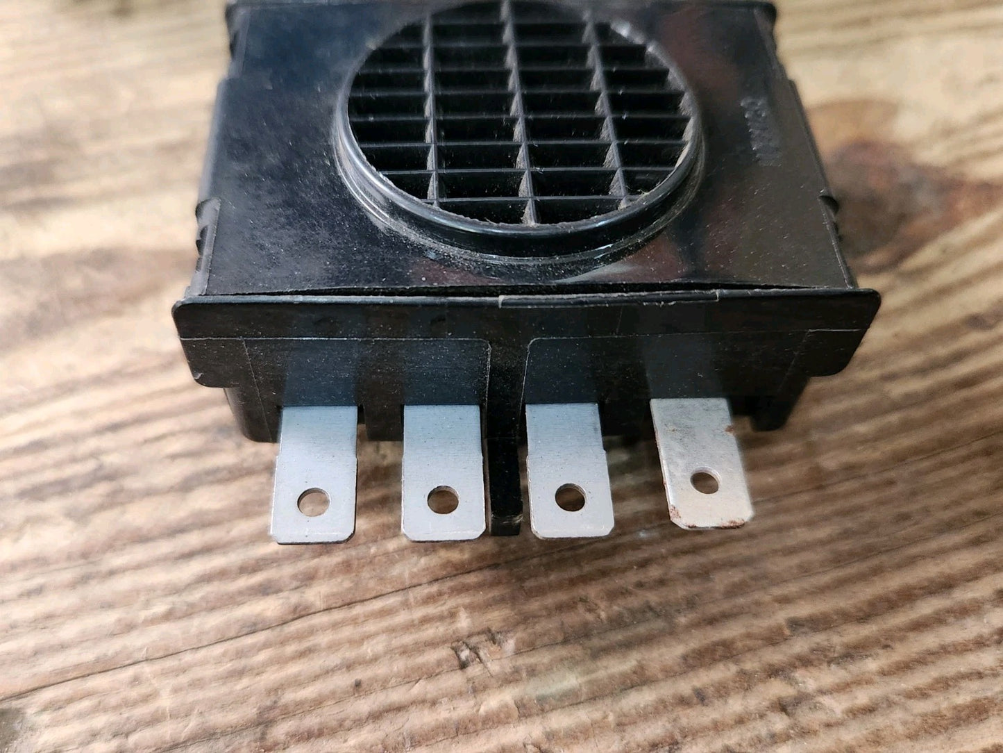 7976813