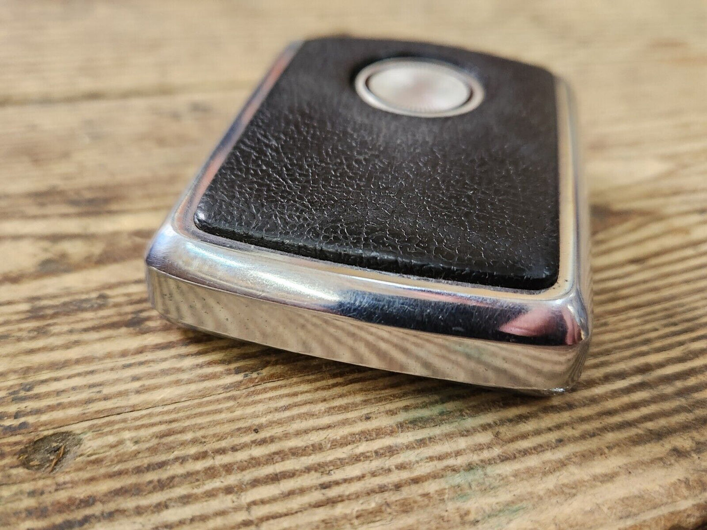 Vintage 1967 Ford FoMoCo Lap Belt Chrome & Black Buckle Robbins-JR-7600