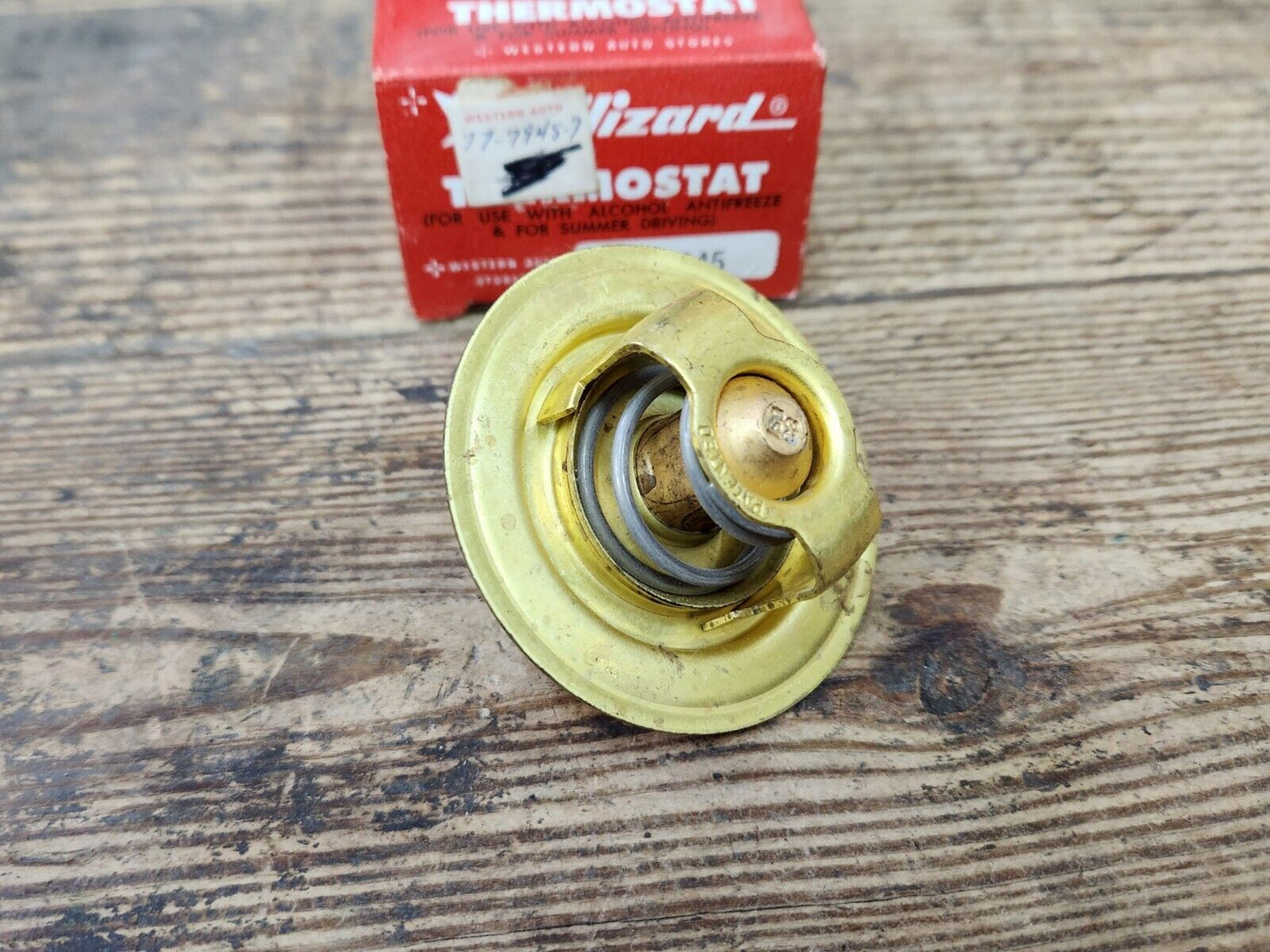 NOS 1942 - 1962 CADILLAC THERMOSTAT 160 DEGREES NEW 53-66 BUICK 49-73 MOPAR USA