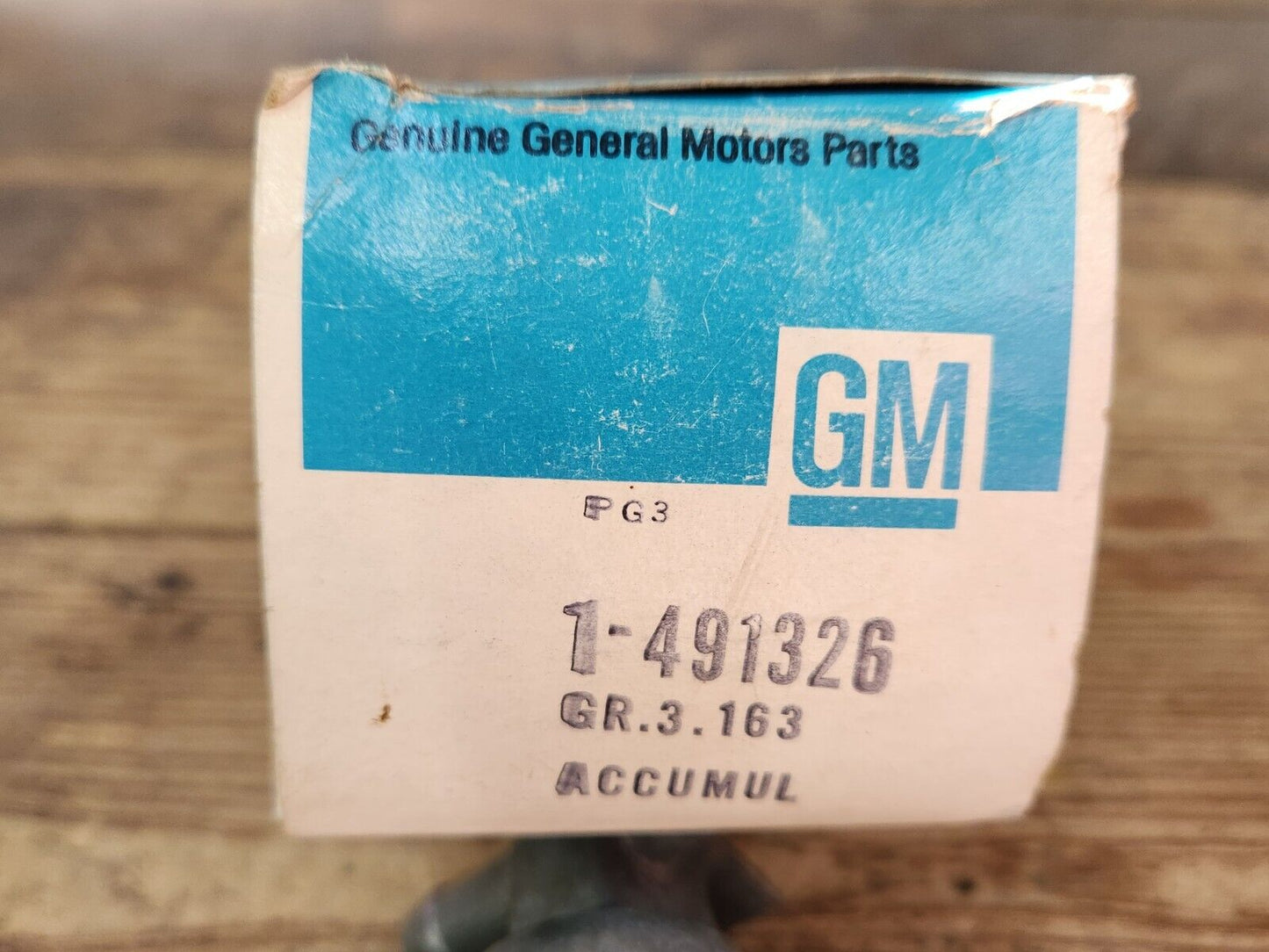 NOS OEM GM 1973 1974 SD 455 Super Duty 455 Pontiac Fuel Accumulator 491326