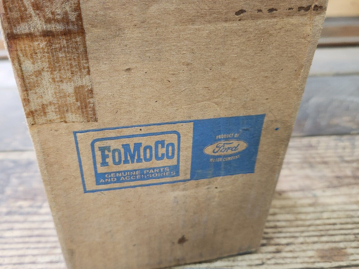 NOS OEM 1960 1961 Ford Falcon Ranchero Mercury Comet 144 170 6-CYLINDER OIL PUMP