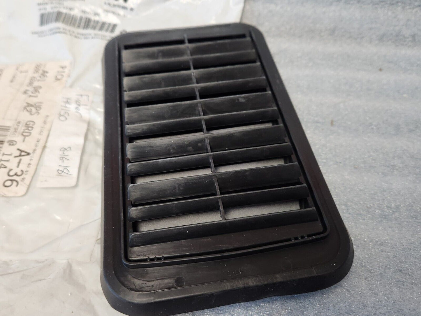 NEW Genuine Mopar 01-11 Dodge Dakota Cab Exhauster 55056245AA
