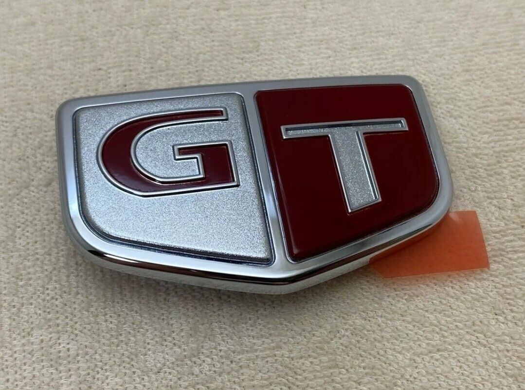 NEW GENUINE Nissan Skyline R33 GT-R Fender Emblem 63896-24U00