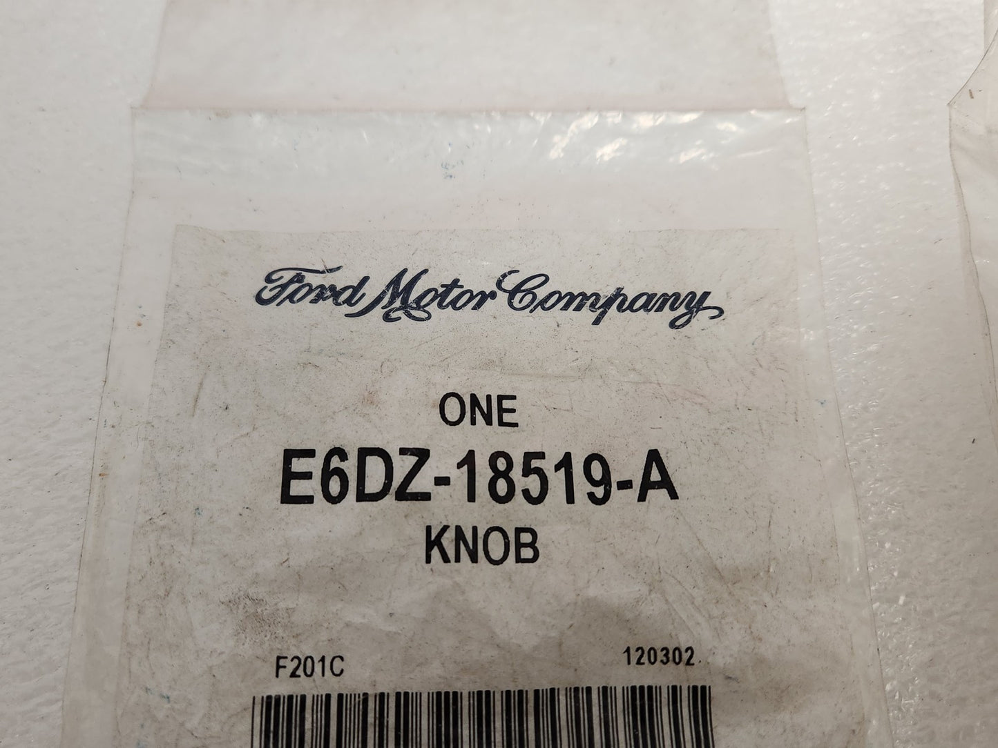 5661229
