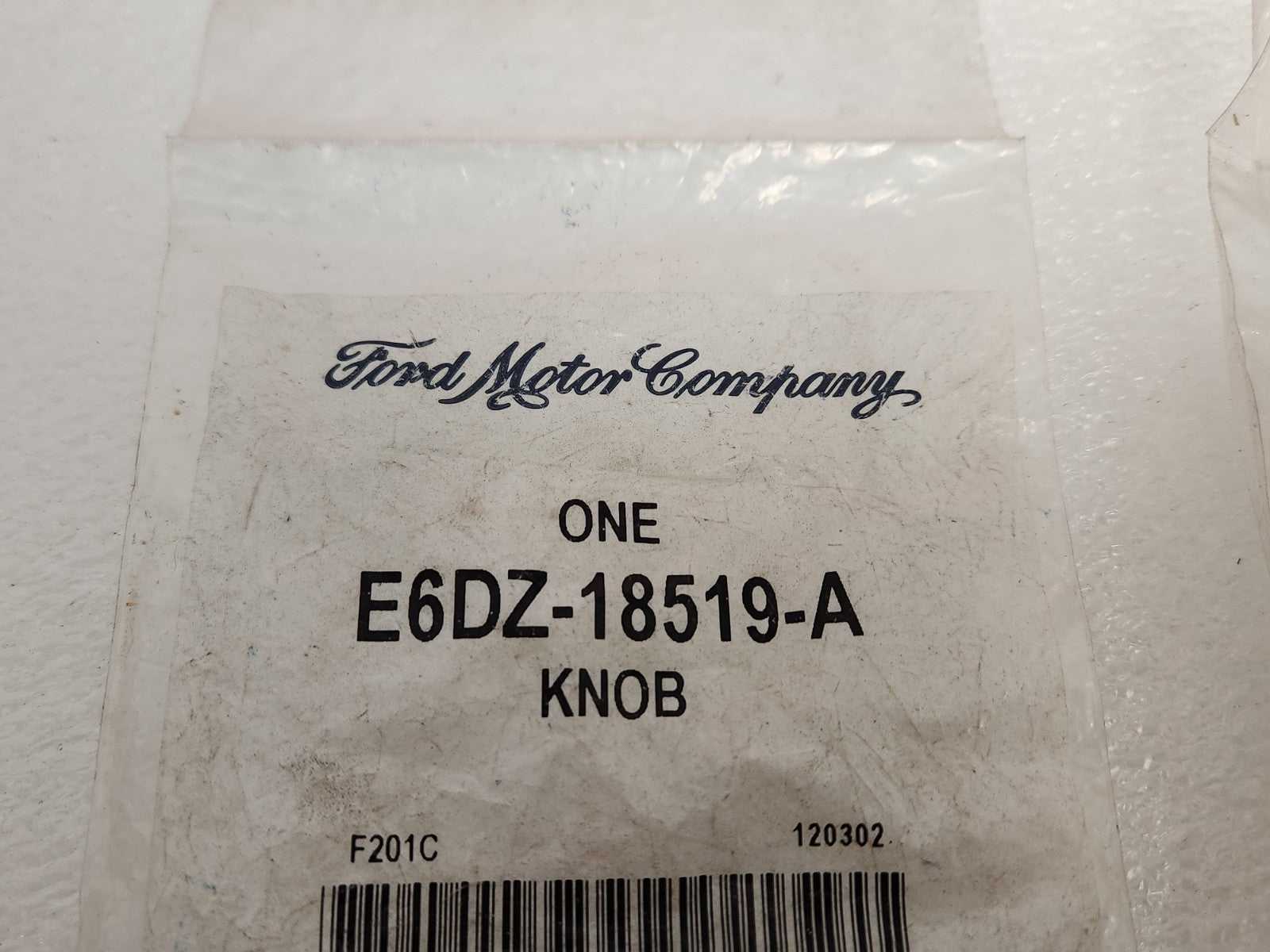 5661229
