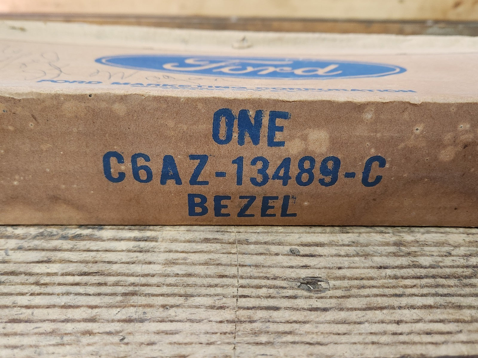 6153890