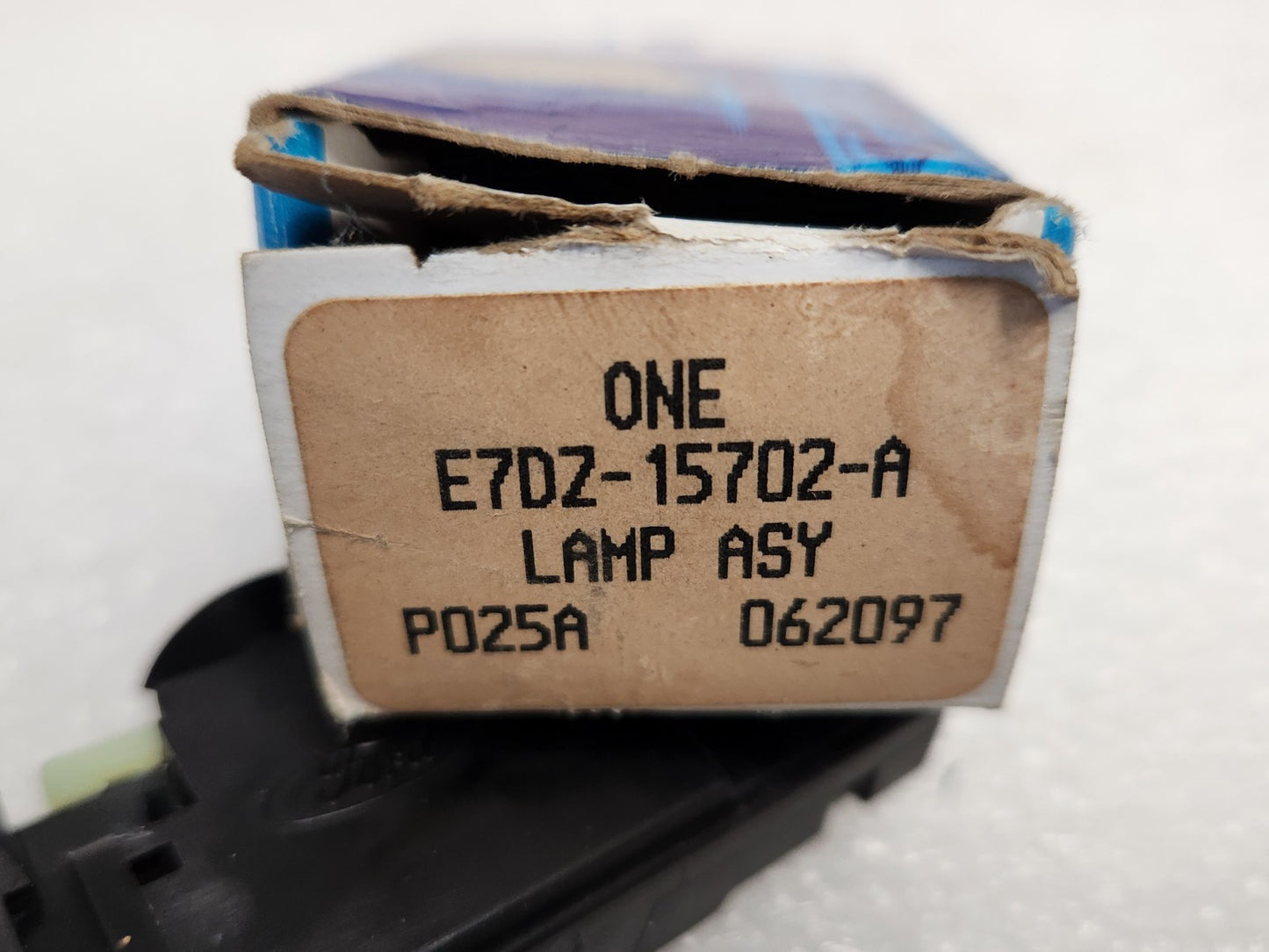 5711067