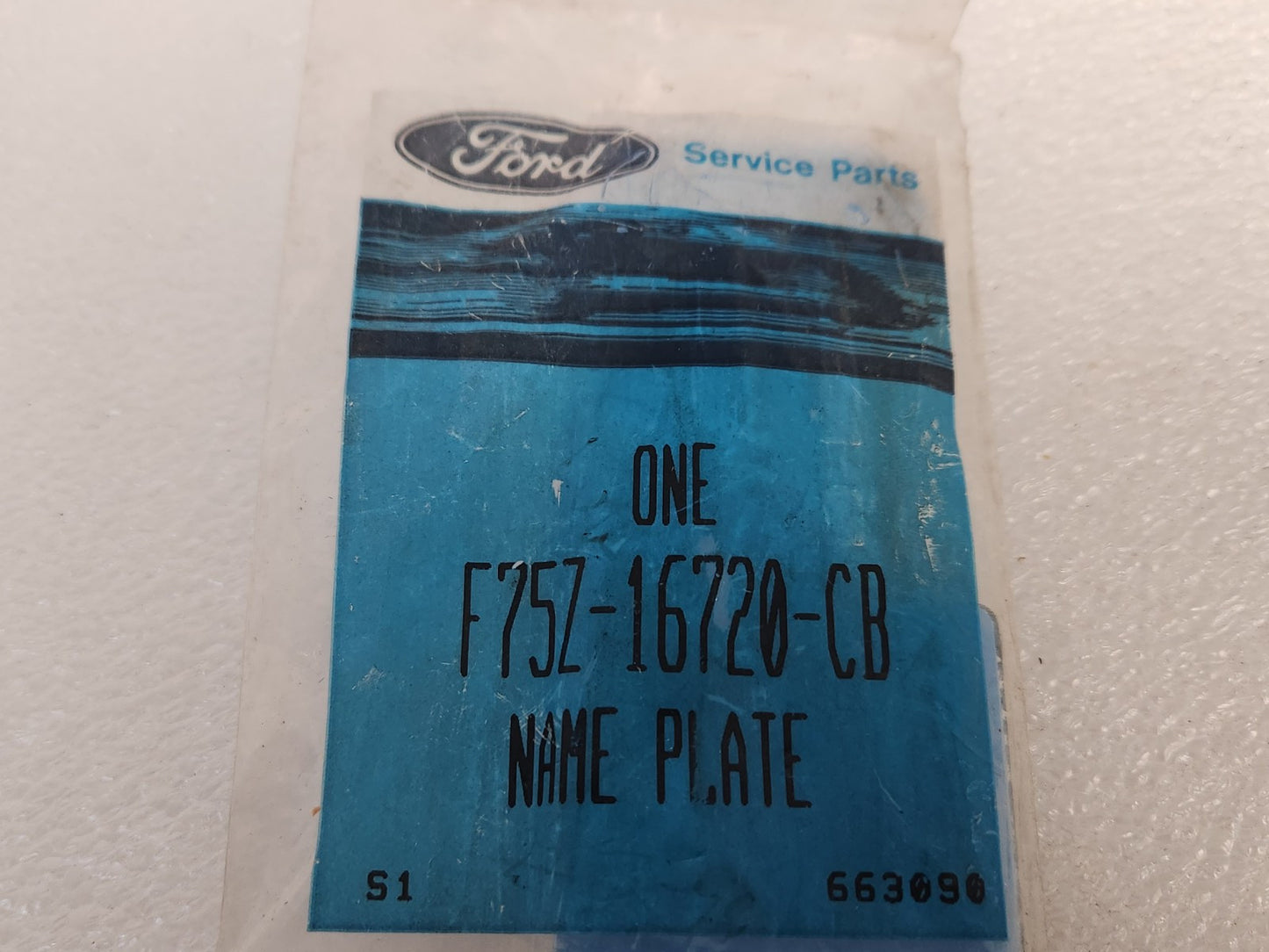 5661228
