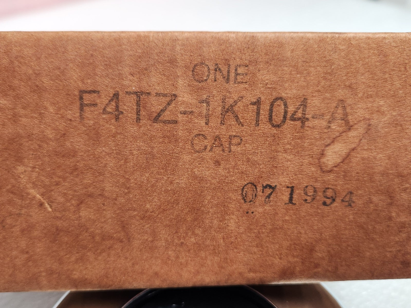 5574615