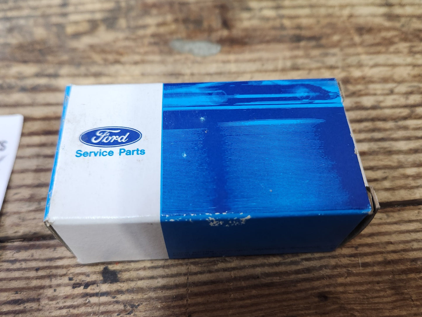 5561003
