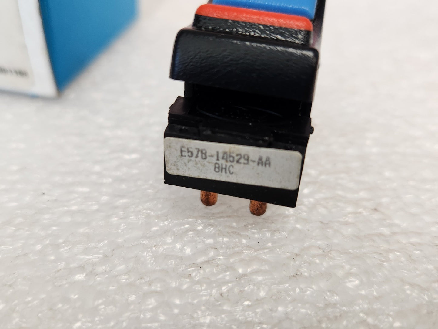 5711072