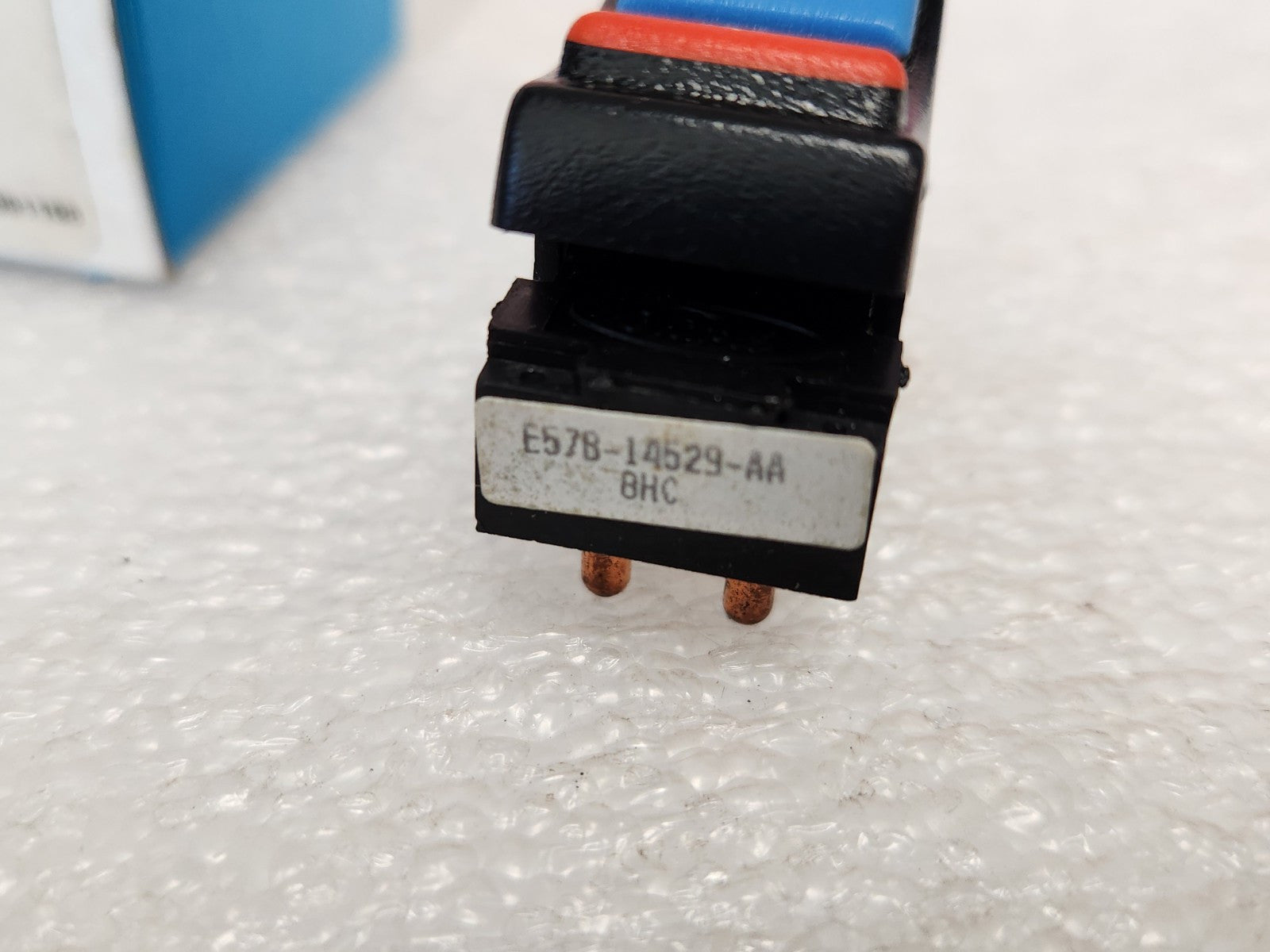 5711072