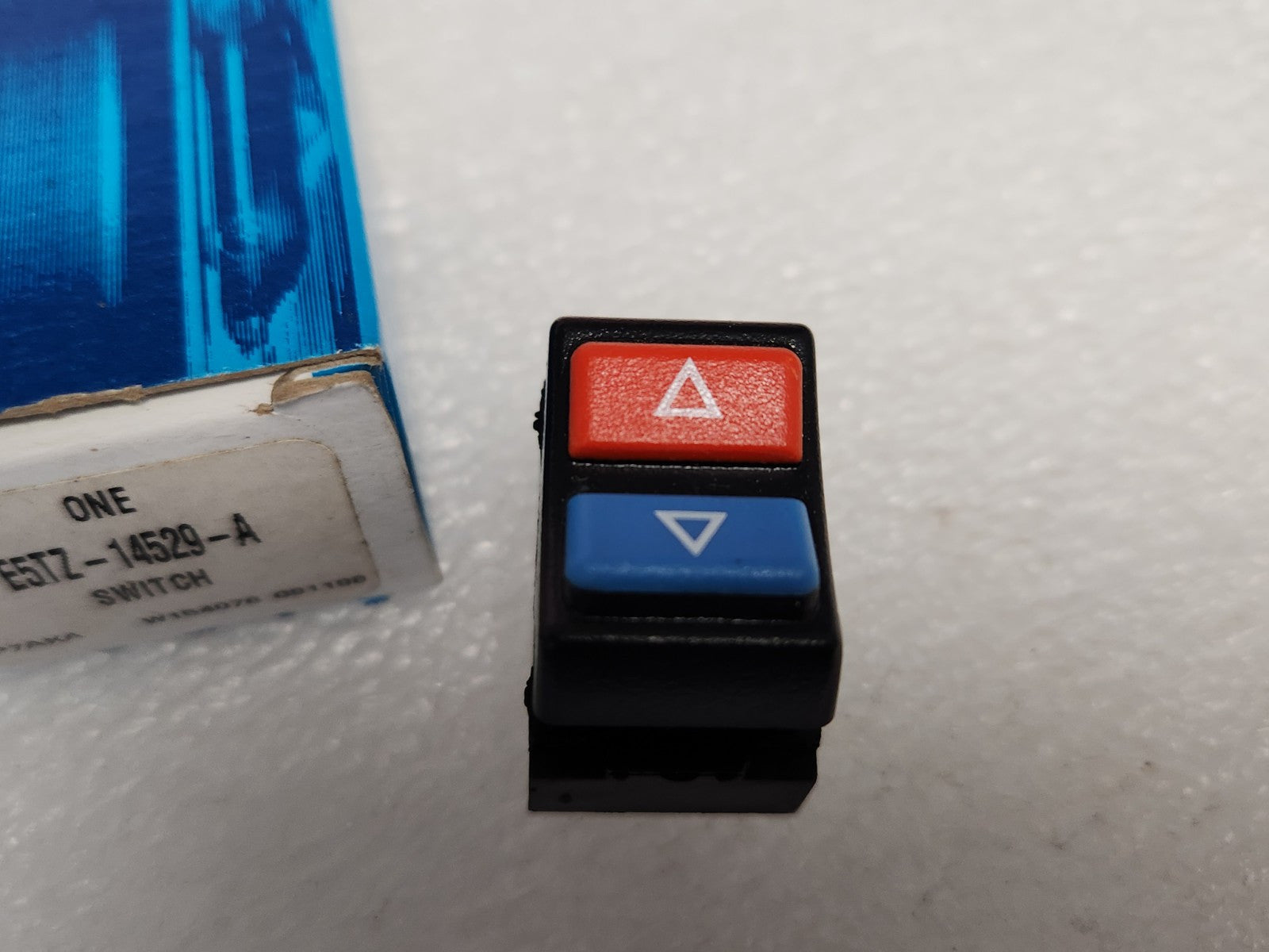 5711072