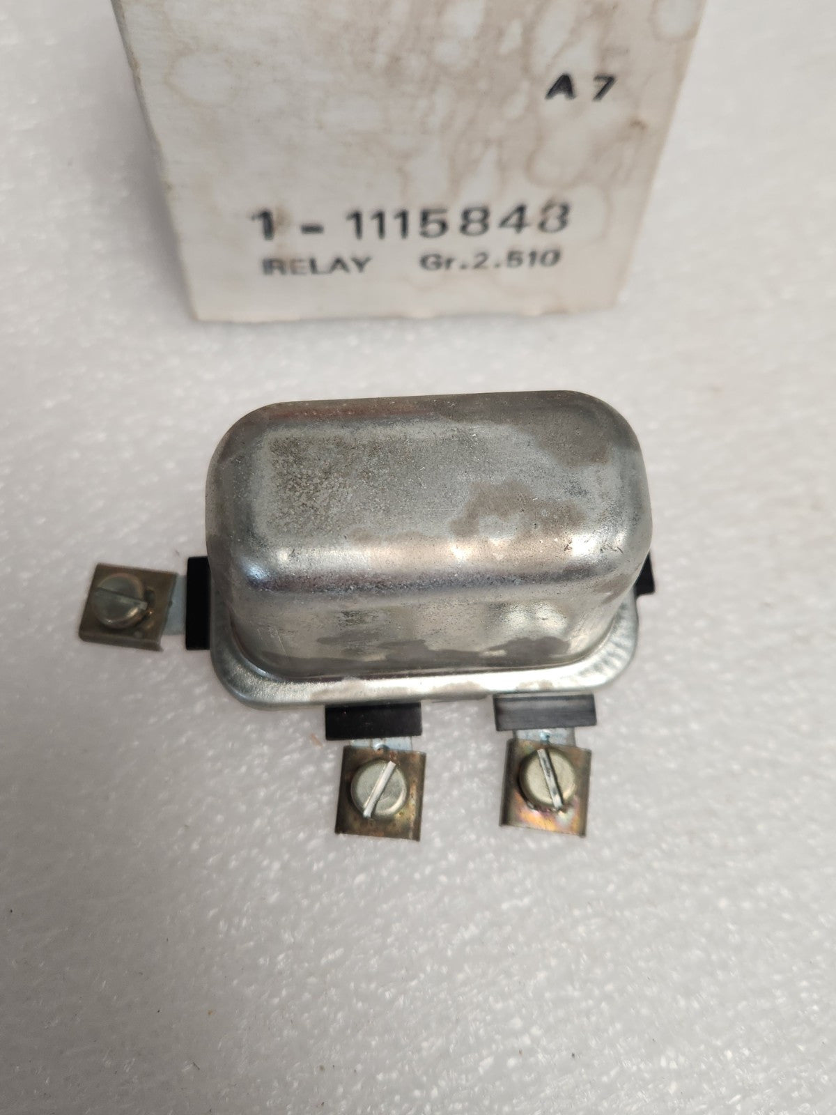 5685013