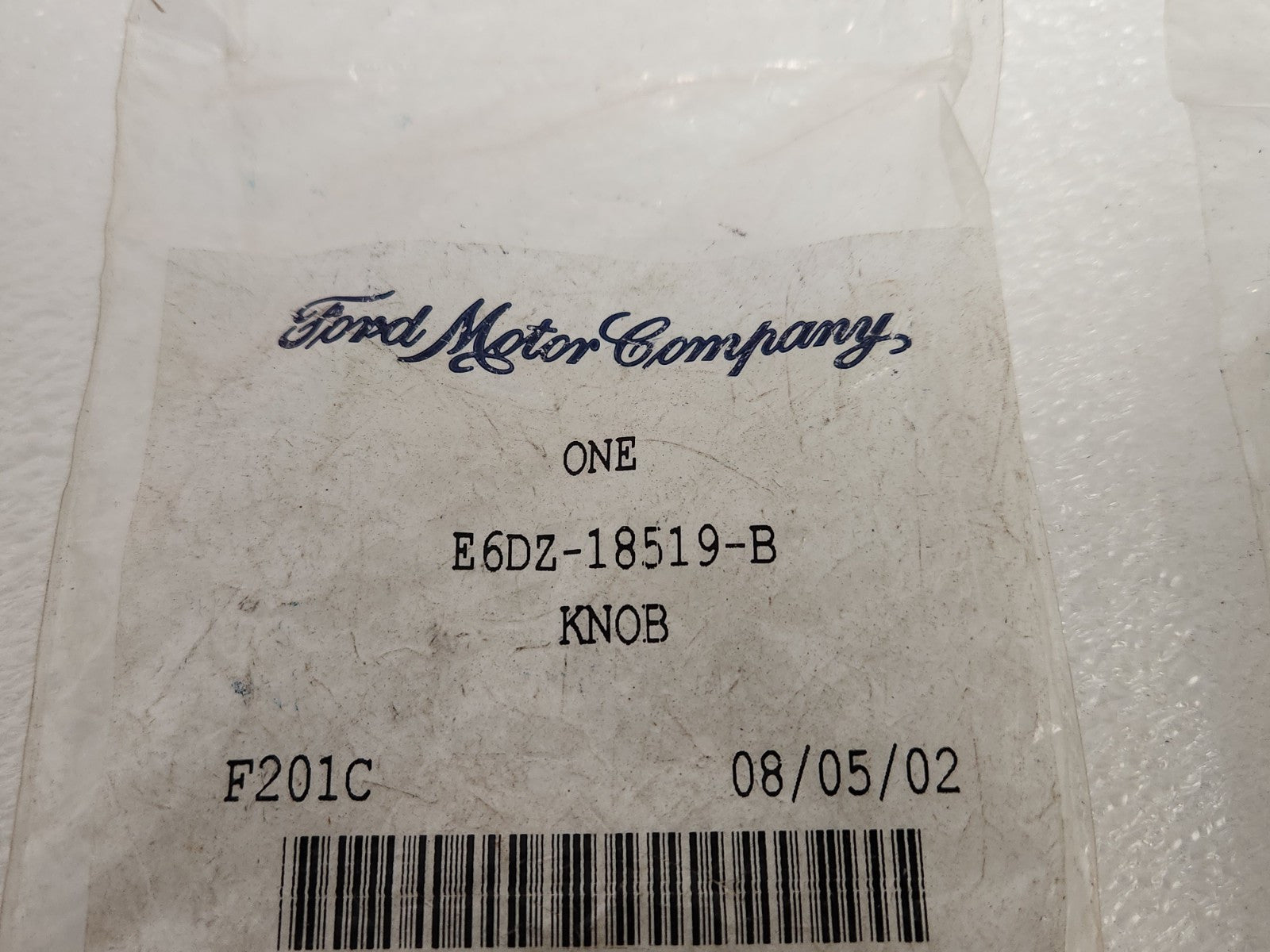 5661229