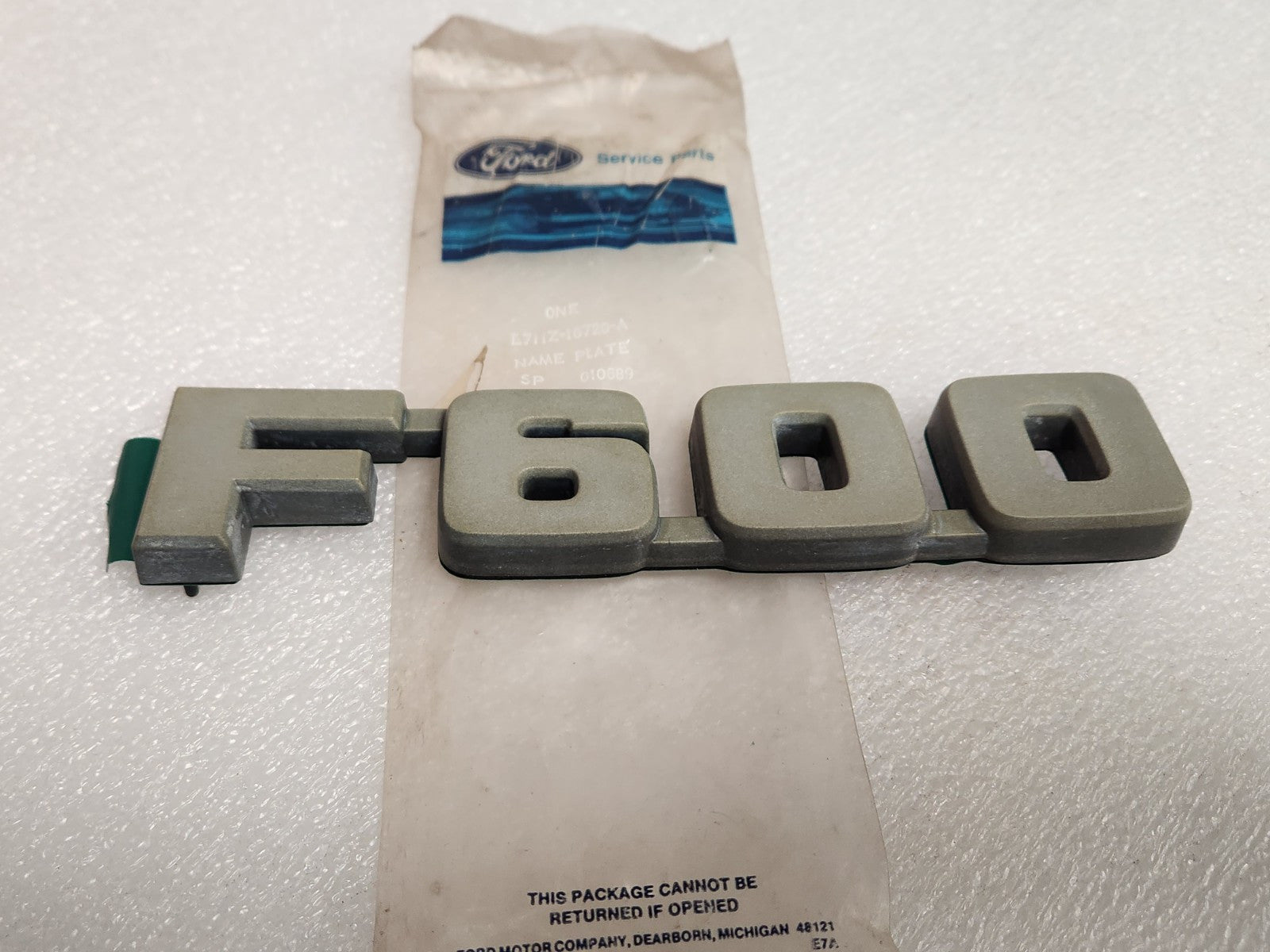 5574610