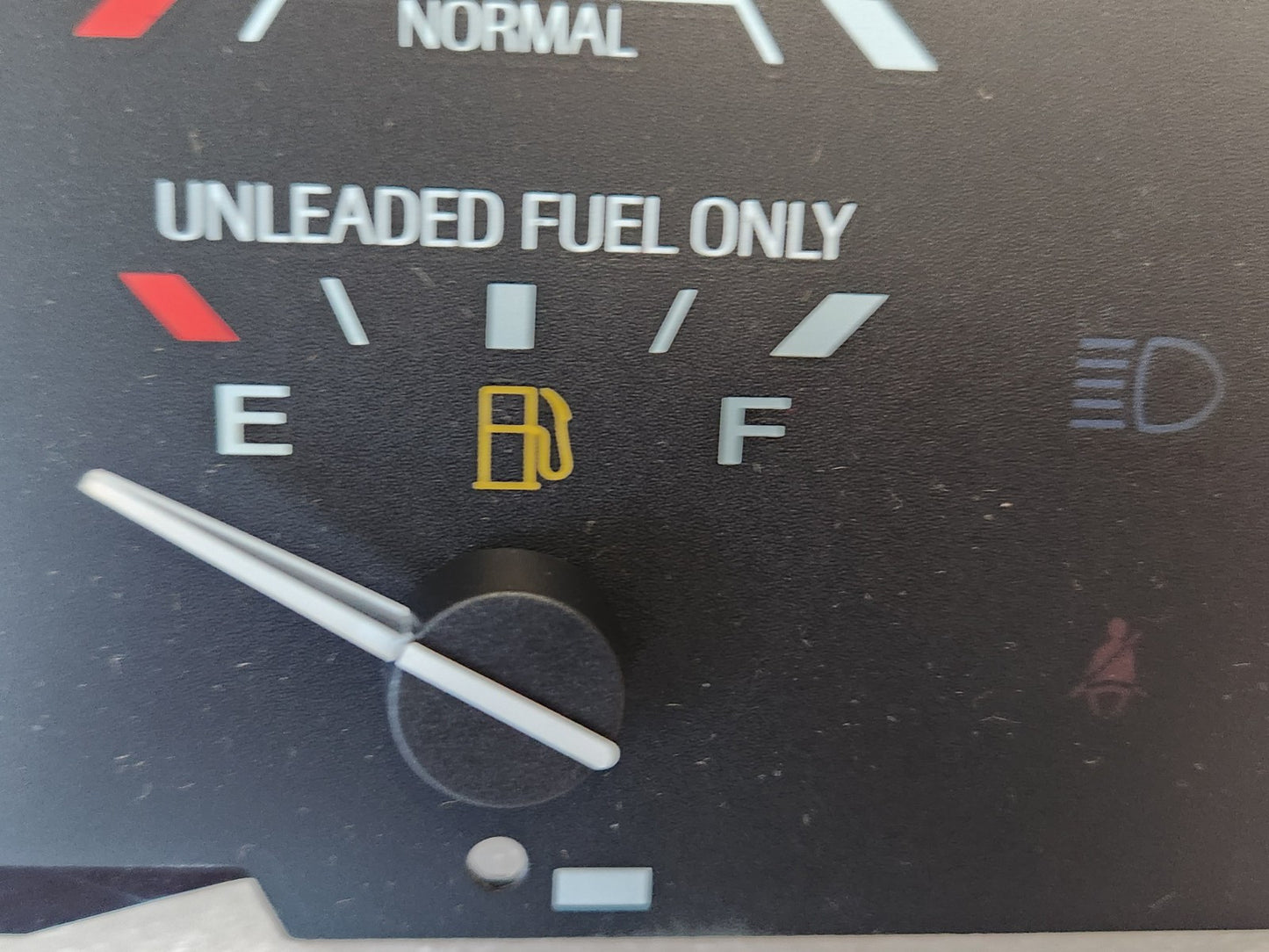 5880683