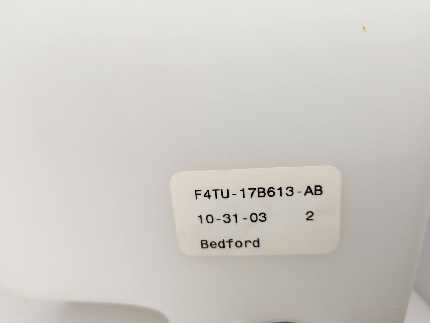5670483